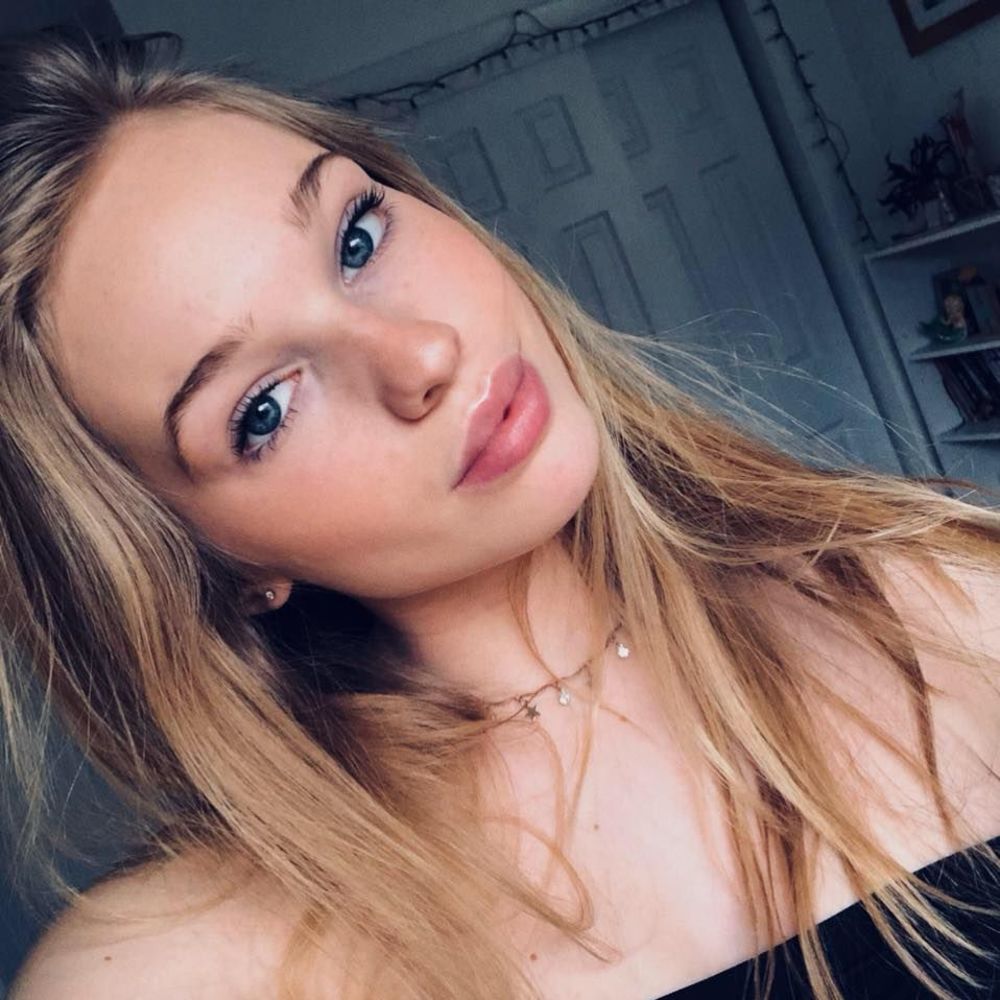 Meet your Posher, Hannah